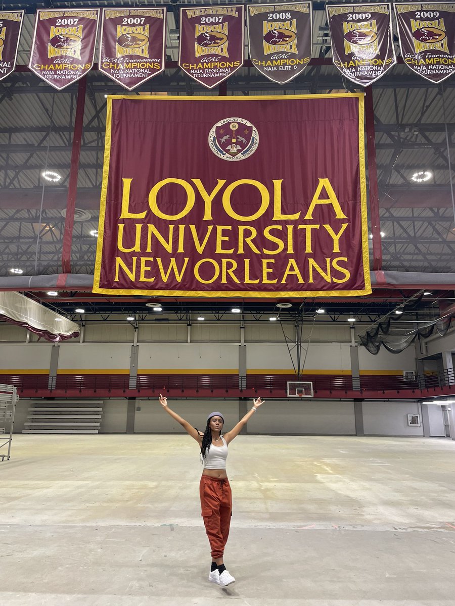 Câmi Thomas tweet media