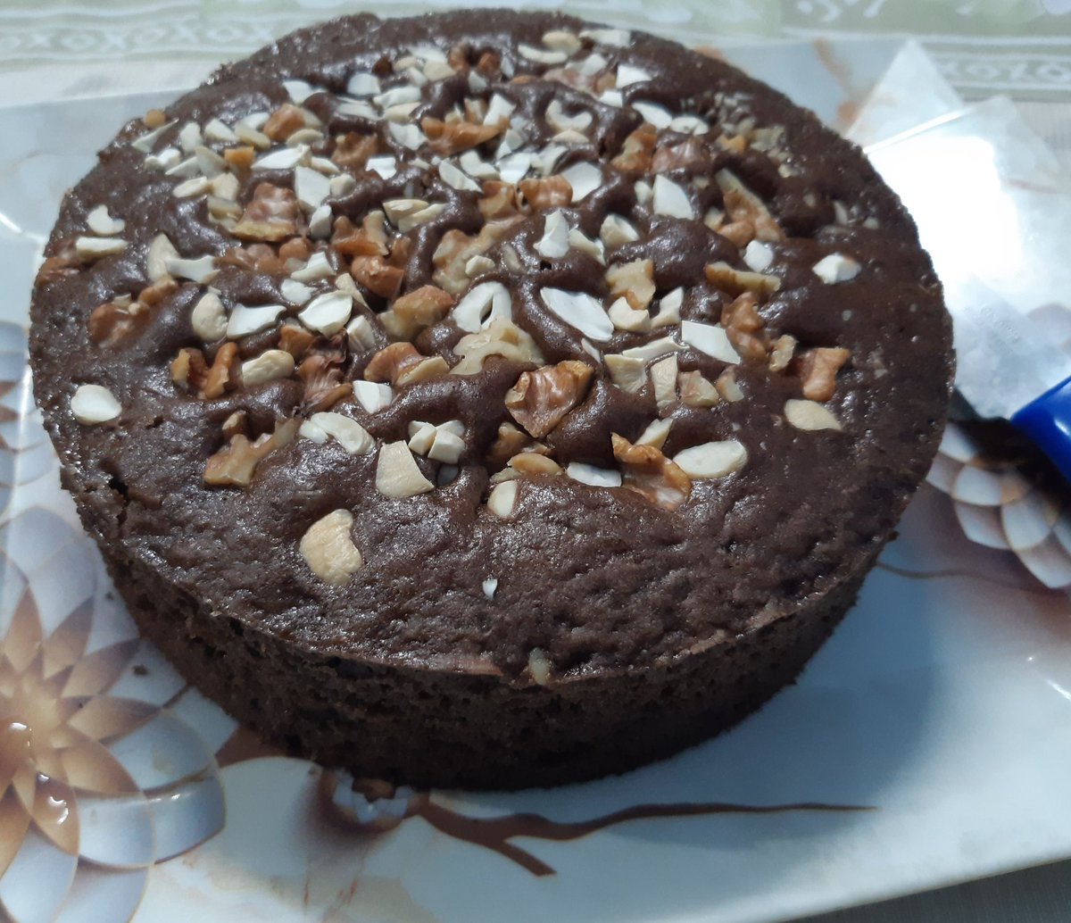 Happy happy happy b'day Jas..Look who has baked the cake,yes your Tinker has baked it. <3 <3
HBD JASMIN BHASIN 
#HappyBirthdayJasminBhasin
#JasminBhasin