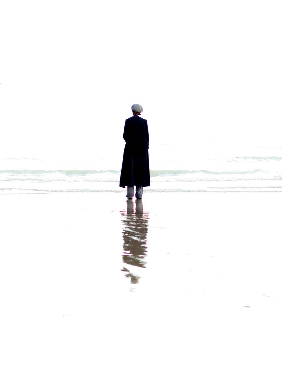 CosterJohn's tweet photo. "Another Time" 
.
.
#lookingouttosea #lookingouttosee #ponderingthepast #ponderingthefuture #contemplation #isolation #solitude #mentalwellbeing #coast #sea #water #kentcoast #kent https://t.co/G2MuTjxq3A
