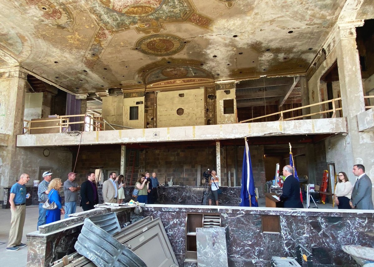 SenBobCasey's tweet photo. With $400,000 in community project funding, the historic Oil City National Bank building will be renovated and turned into a co-working and commercial tenant space and other services to support small businesses and stimulate entrepreneurship. https://t.co/cbHMAY0vNh