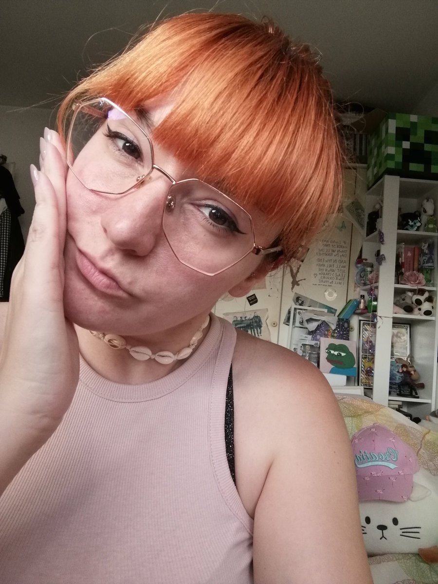 AdaAciD's tweet photo. There scrolls are for the elderly 🧓
https://t.co/lvoqqcA6Q9
@_AmpedUp_Gaming  #girl #gamergirl #oblivion #eso #TheElderScrollsOnline #twitch #twitchcroatia #goinglive #croatia#twitchstreamer https://t.co/Jsj49PvAoi