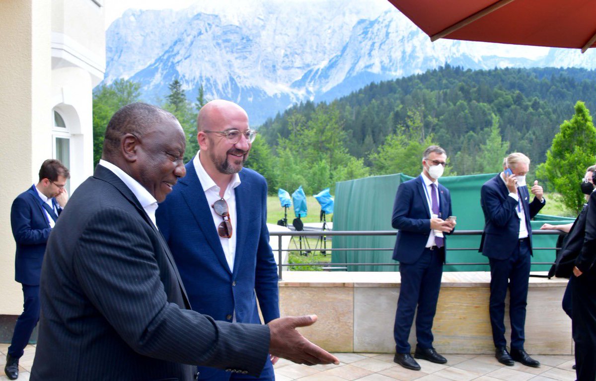 PresidencyZA's tweet photo. 🇿🇦 His Excellency President @CyrilRamaphosa in a  bilateral meeting with President of the European Council, @CharlesMichel, on the margins of the #G7 Leaders’ Summit in Schloss Elmau, Bavaria, Federal Republic of Germany. #BetterAfricaBetterWorld 🌍 https://t.co/D30ABvRHLy