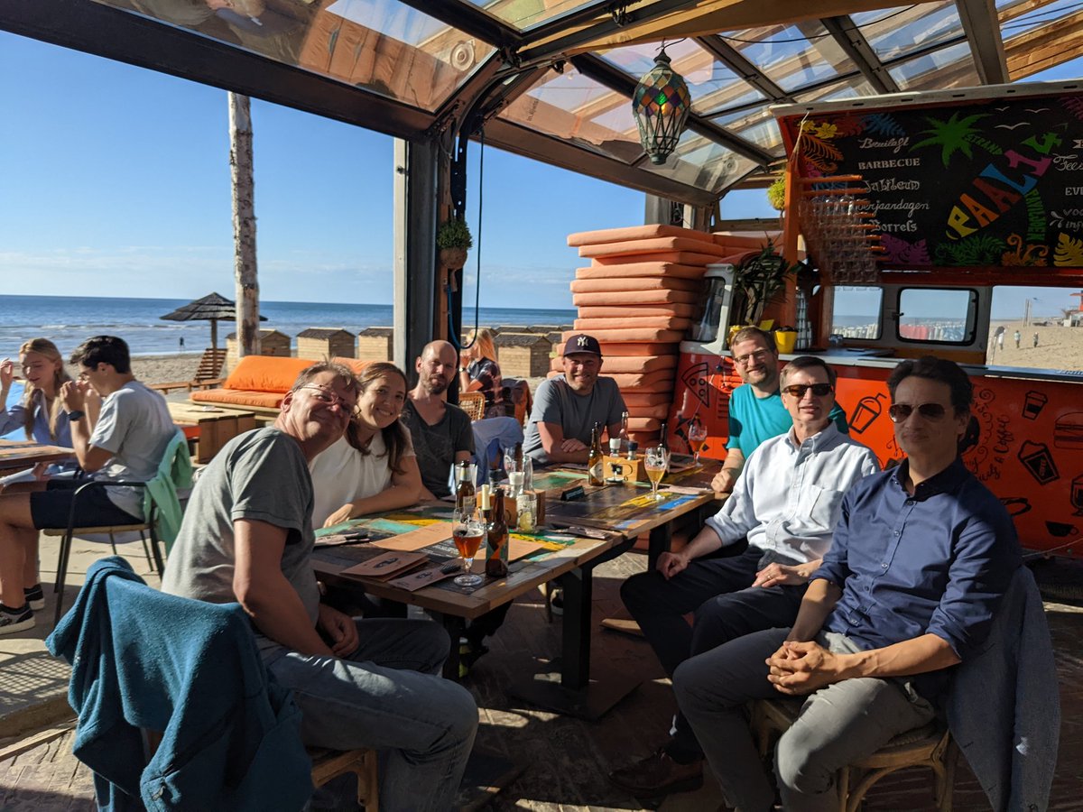 After a fantastic @led3network talk about #PROTACs now enjoying dinner at the beach with <a href="/CraigMCrews/">Craig Crews</a> @svankasteren <a href="/NatMart_Chembio/">Nathaniel Martin</a> <a href="/StephanHacker2/">Stephan Hacker (inactive account)</a> <a href="/Martola1985/">Marta Artola</a> and Hermen Overkleeft. <a href="/UniLeiden/">Universiteit Leiden</a>
