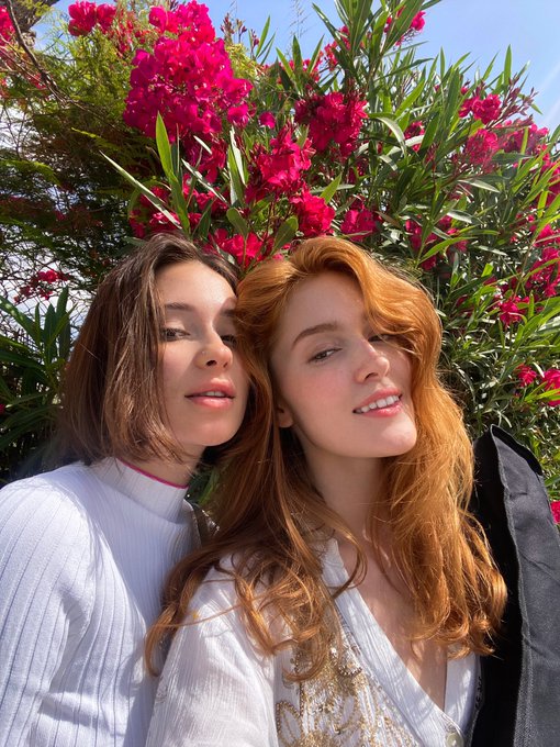 Here&rsquo;s a photo of me and @LiyaSilver dressed 😀 https://t.co/2TZnK3ISKU<a class="tags" target="_blank" title="On Twitter" href="/?out=eyJ0eXAiOiJKV1QiLCJhbGciOiJIUzUxMiJ9.eyJpYXQiOjE3MTk1NjEwMTEsImlzcyI6InR3cG9ybnN0YXJzLmNvbSIsIm5iZiI6MTcxOTU2MTAxMSwiZXhwIjoxNzUxMDk3MDExLCJyZWRpcmVjdF91cmwiOiJodHRwczovL3R3aXR0ZXIuY29tL0xpeWFTaWx2ZXIifQ.hYQID0tjuRiS3M628TPY2JIXdHvDAKqa-Arlko4t6DRfzQmglE3M5EMmq2g12zcYEl-l3wfRRtWPYNTDpM9GKQ">@LiyaSilver</a><a href="/tag/jiology"class="tags"><span>#jiology</span></a>