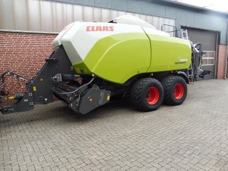 OrdigaDe's tweet photo. 🚜 Passende Erntetechnik findest du auf https://t.co/hYwliIYFNE https://t.co/pjFhCMZK1N