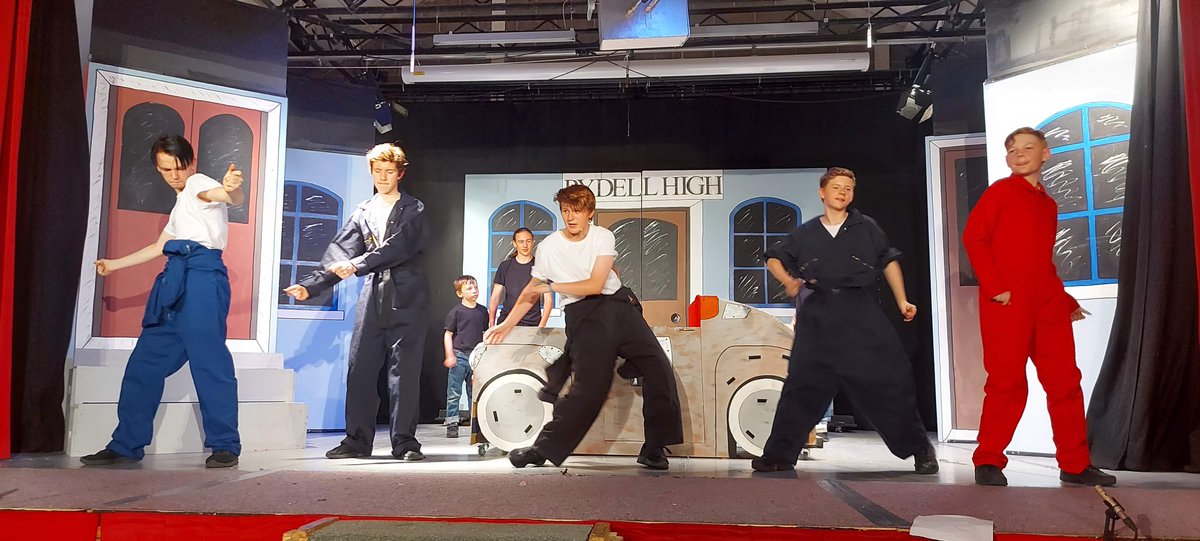 MarshaFigg's tweet photo. As our Grease performance comes to an end. Here are some highlights #Greaselightning #actor #actorslife #musicaltheatre #Amazing #performingarts #danny https://t.co/f8WTV1cLGl