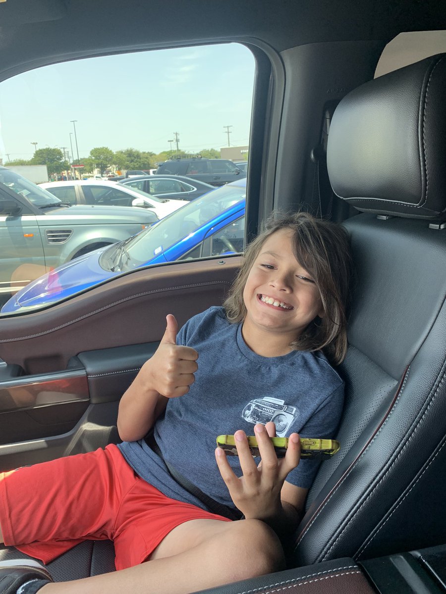 LauraZamarripa1's tweet photo. @Preston one of your biggest 8 year old fan will serving food to Dallas Police officers at the SW substation this Friday July 1. You should stop in for some food and say hello. 4230 W. Illinois Ave Dallas Tx, 75211. It would make his entire summer. https://t.co/vNIjY2gna9