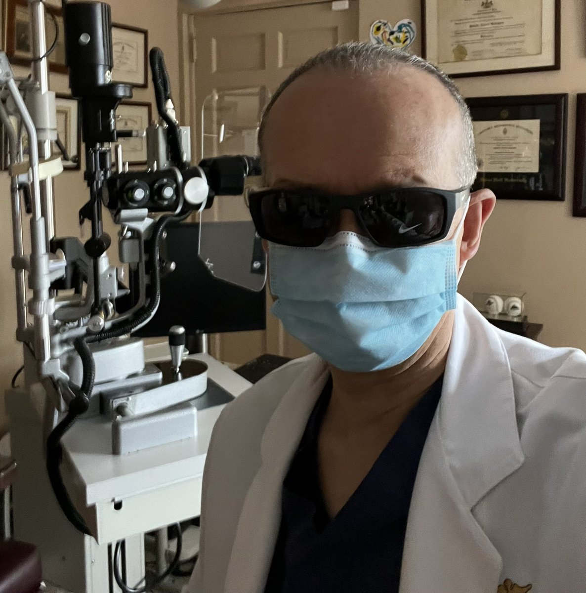 DrRRodriguez's tweet image. National Sunglasses Day.                   #AOA #NJSOP #njeyedocs #EyeDeserveMore #EyeExams #optometricphysician