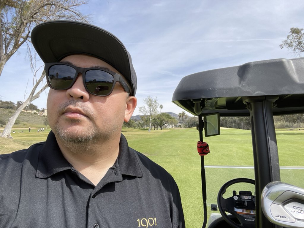 Jace_CD's tweet photo. National Sunglasses Day! 

#Twitch #TwitchAffiliate #TwitchStreamer #Lego #LegoFanatic #TwitchGamer
@gamegoodr #goodr #gamegoodrflamboyance #gamersgooutsidetoo #debunkingthegamingstigma

https://t.co/wVhZdcM60N https://t.co/uM5gJ7Frvc