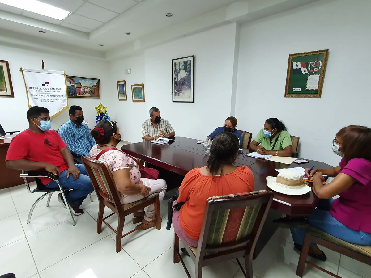 Recibimos en el día de hoy a los moradores de la Comunidad El Gabriel con la finalidad de escucharles y poder brindarle atención a sus necesidades.