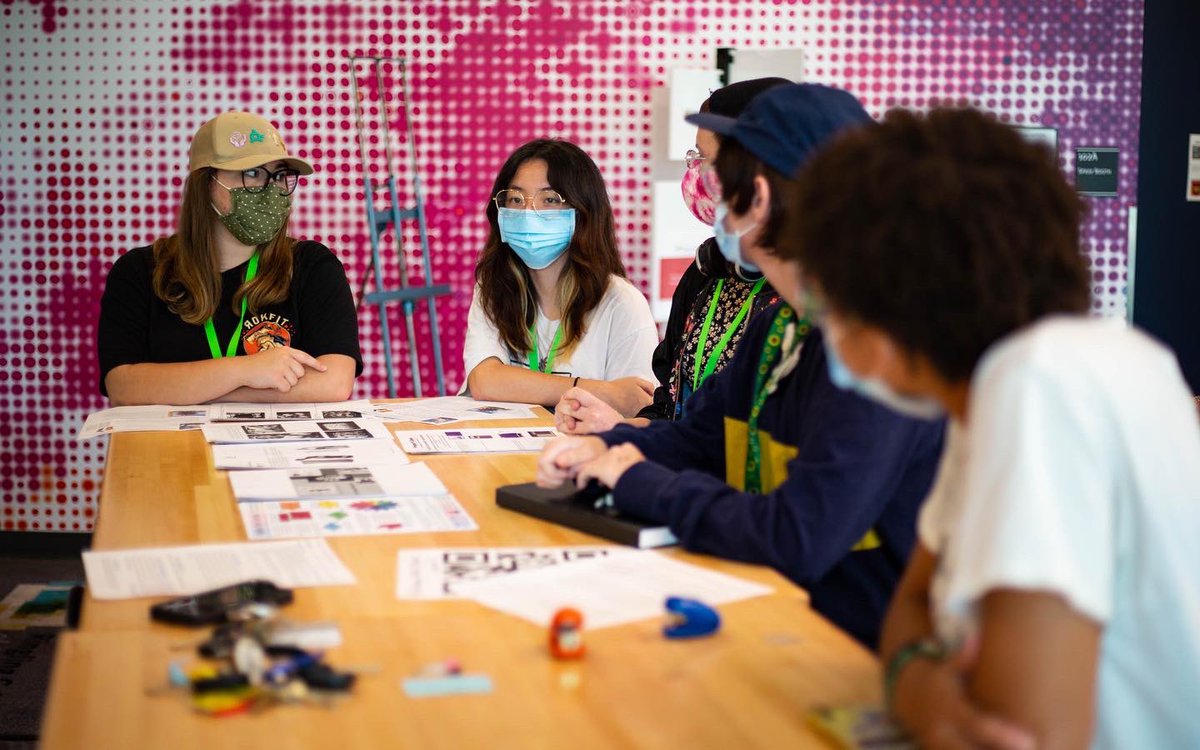 RinglingPC's tweet image. On Saturday we teamed up with #volunteerism to work on some community projects! 🎨

#RinglingPC22