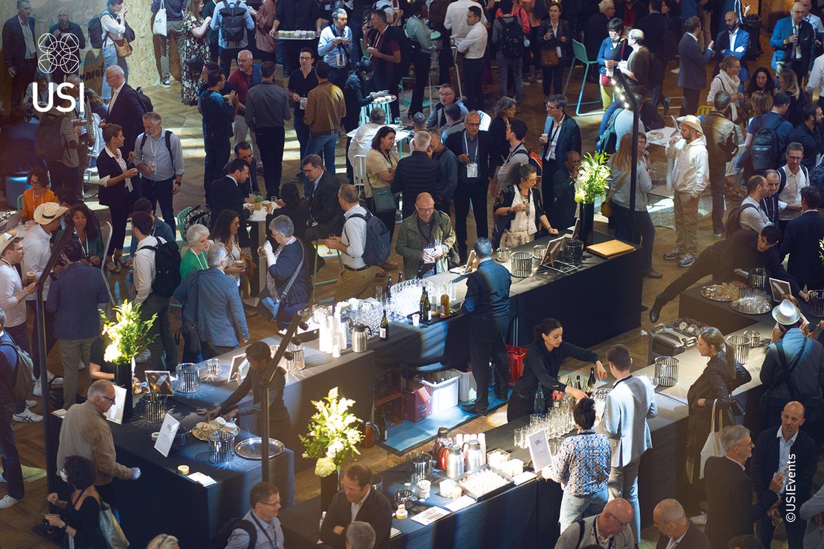 [#USI2022] 😍 Les conférences de ce 1er jour sont terminées et c'était...
EPOUSTOUFFLANT ! 

🙌 Un grand MERCI pour cette incroyable journée ! On vous retrouve dès demain matin pour encore plus d'#inspirations et d'échanges : on a déjà hâte !
#tech