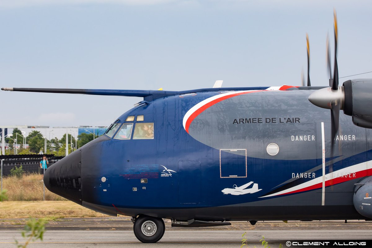 CAlloing's tweet image. End of an era for the French Army ! Retirement flight today for the #Transall . This one will now be parked at @aero_scopia !! @Armee_de_lair #Avgeeks #Avgeek