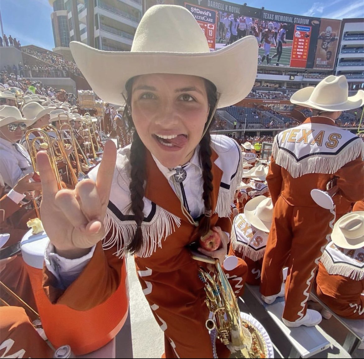 CollegeMarching's tweet photo. Sending our deepest condolences to the Bajuk family and the @LonghornBand family. We are sad to share that Lauren Bajuk passed away after the car she was traveling in was struck by a pick-up truck Friday night. She was a member of the Texas mellophone section. 🙏🏻🤘🏻🙏🏻 https://t.co/X6GbeLZOGV
