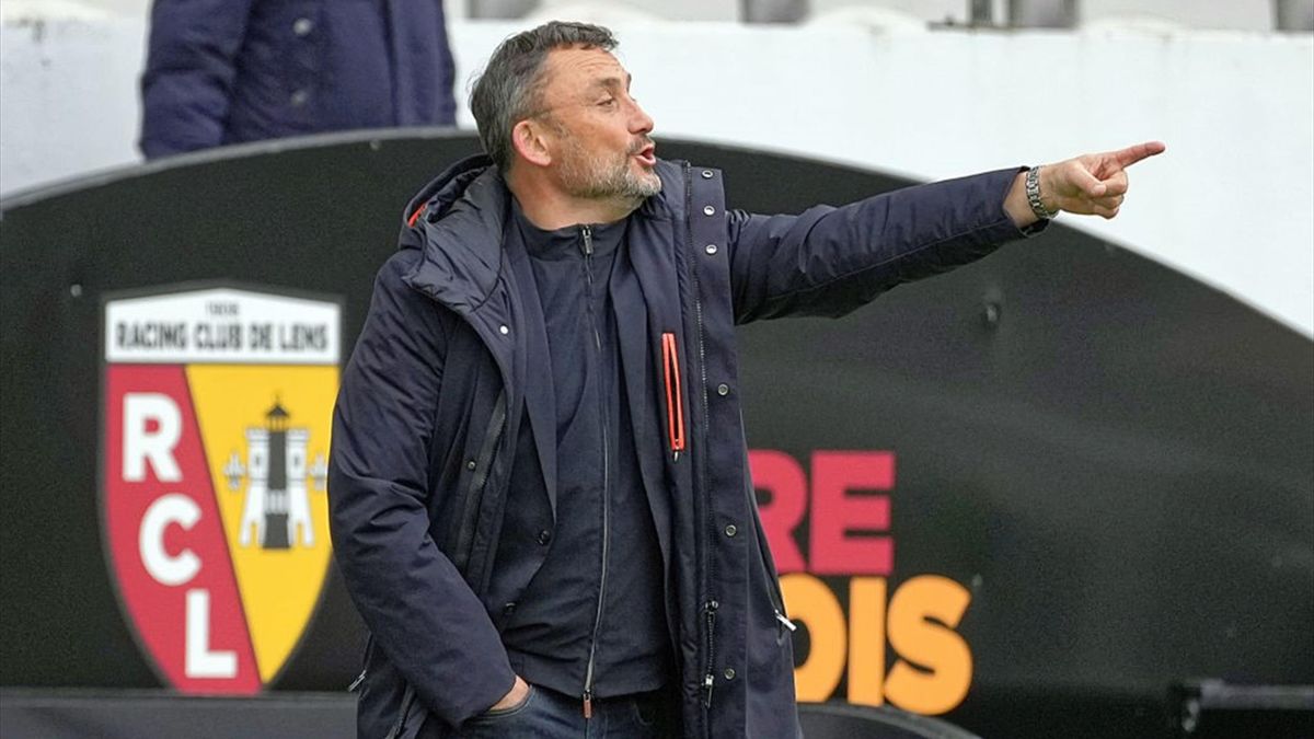 AK LENS ESPORT // CREATEUR MAILLOT tweet media