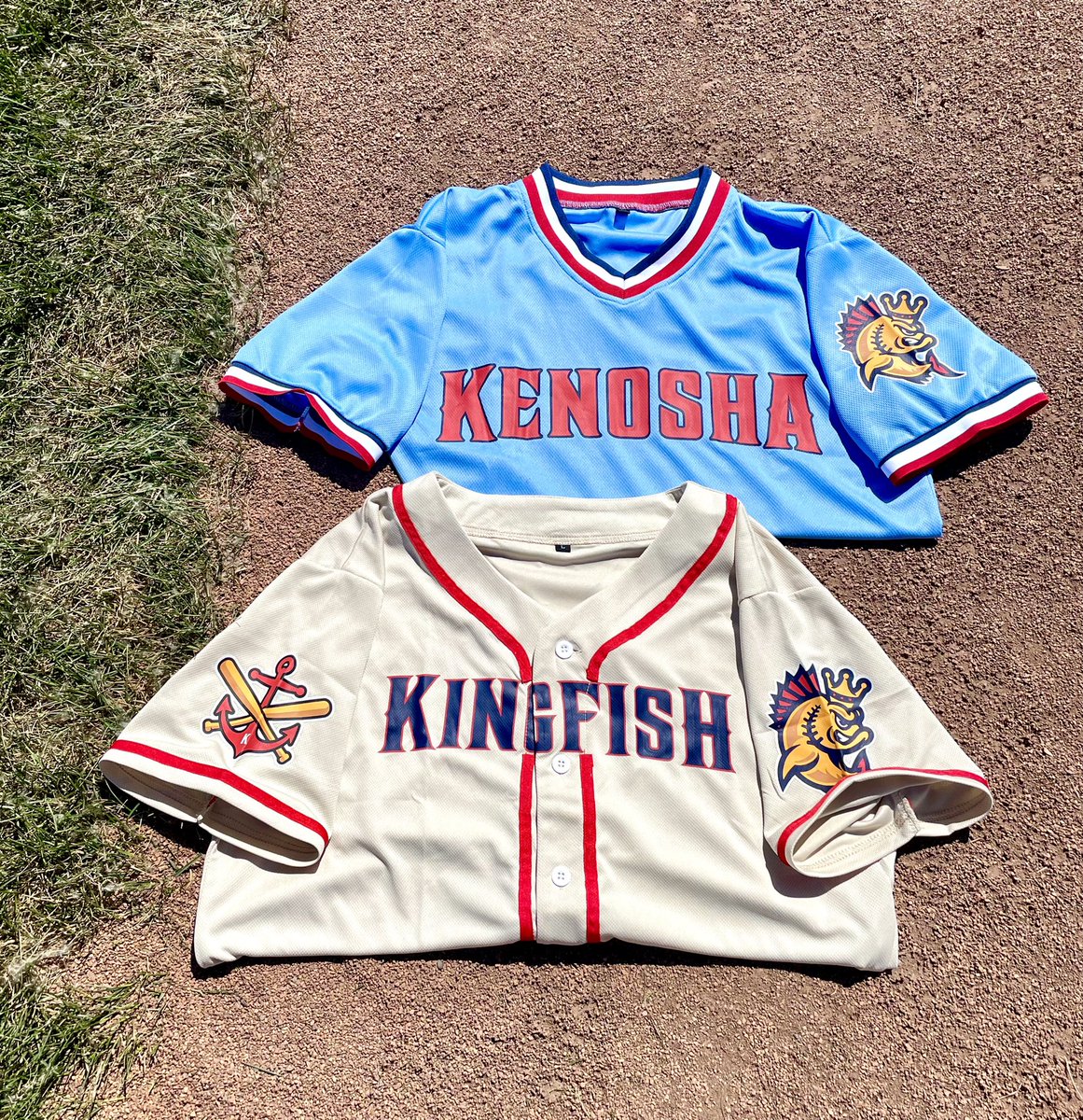 KenoshaKingfish's tweet image. Last giveaway was pretty popular, so let’s up the ante shall we? 😏

🚨 JERSEY GIVEAWAY 🚨

Retweet this post and follow us for your chance to win a FREE Kingfish jersey 👕