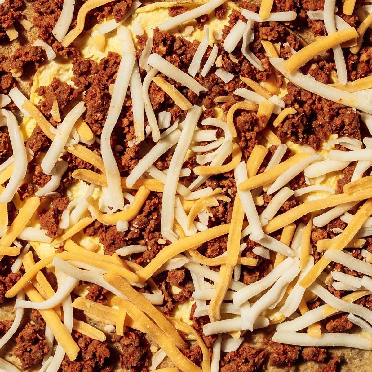 ColadosC's tweet photo. Chorizo. Egg. Mexican Cheese. https://t.co/iRLnfHT4Xj