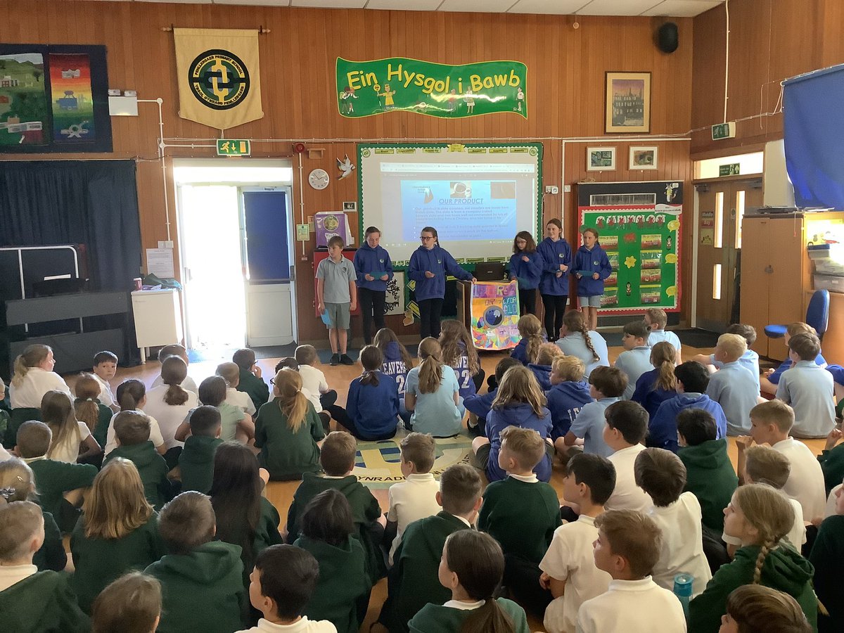 llanrhidianp's tweet photo. #LlanPryCop It was a pleasure to work with @PenllergaerP and @PontlliwPrimary this afternoon to present our enterprise projects to the judging panel! We are very proud of Pod Pry Cop for all their hard work! Gwaith bendigedig pawb 👏🏼👏🏼 #priment22 #LlanPV https://t.co/OpFP4SB3Oq