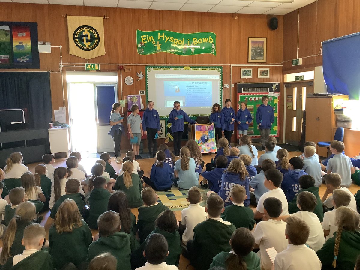 llanrhidianp's tweet photo. #LlanPryCop It was a pleasure to work with @PenllergaerP and @PontlliwPrimary this afternoon to present our enterprise projects to the judging panel! We are very proud of Pod Pry Cop for all their hard work! Gwaith bendigedig pawb 👏🏼👏🏼 #priment22 #LlanPV https://t.co/OpFP4SB3Oq