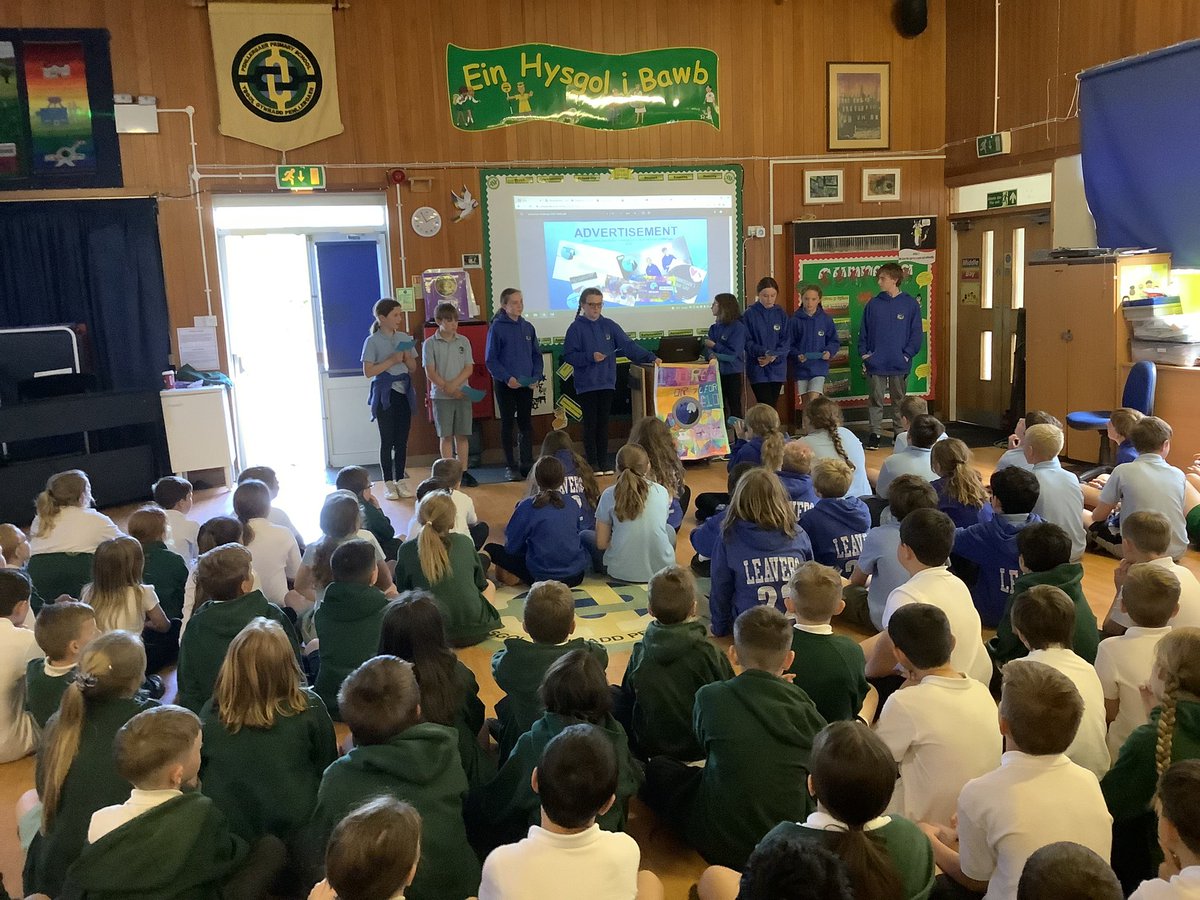 llanrhidianp's tweet photo. #LlanPryCop It was a pleasure to work with @PenllergaerP and @PontlliwPrimary this afternoon to present our enterprise projects to the judging panel! We are very proud of Pod Pry Cop for all their hard work! Gwaith bendigedig pawb 👏🏼👏🏼 #priment22 #LlanPV https://t.co/EsjGuImnUW