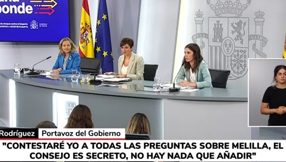 Jomaca18's tweet photo. Irene Montero callada con las muertes en Melilla, callada con Mónica Oltra, callada con las niñas prostituidas de Baleares, callada con las manadas de emigrantes, callada con las armas enviadas a Zelenski, callada con la cumbre de la OTAN, con el caso Dina, etc...Qué tragaderas! https://t.co/dgAIB5zNWG