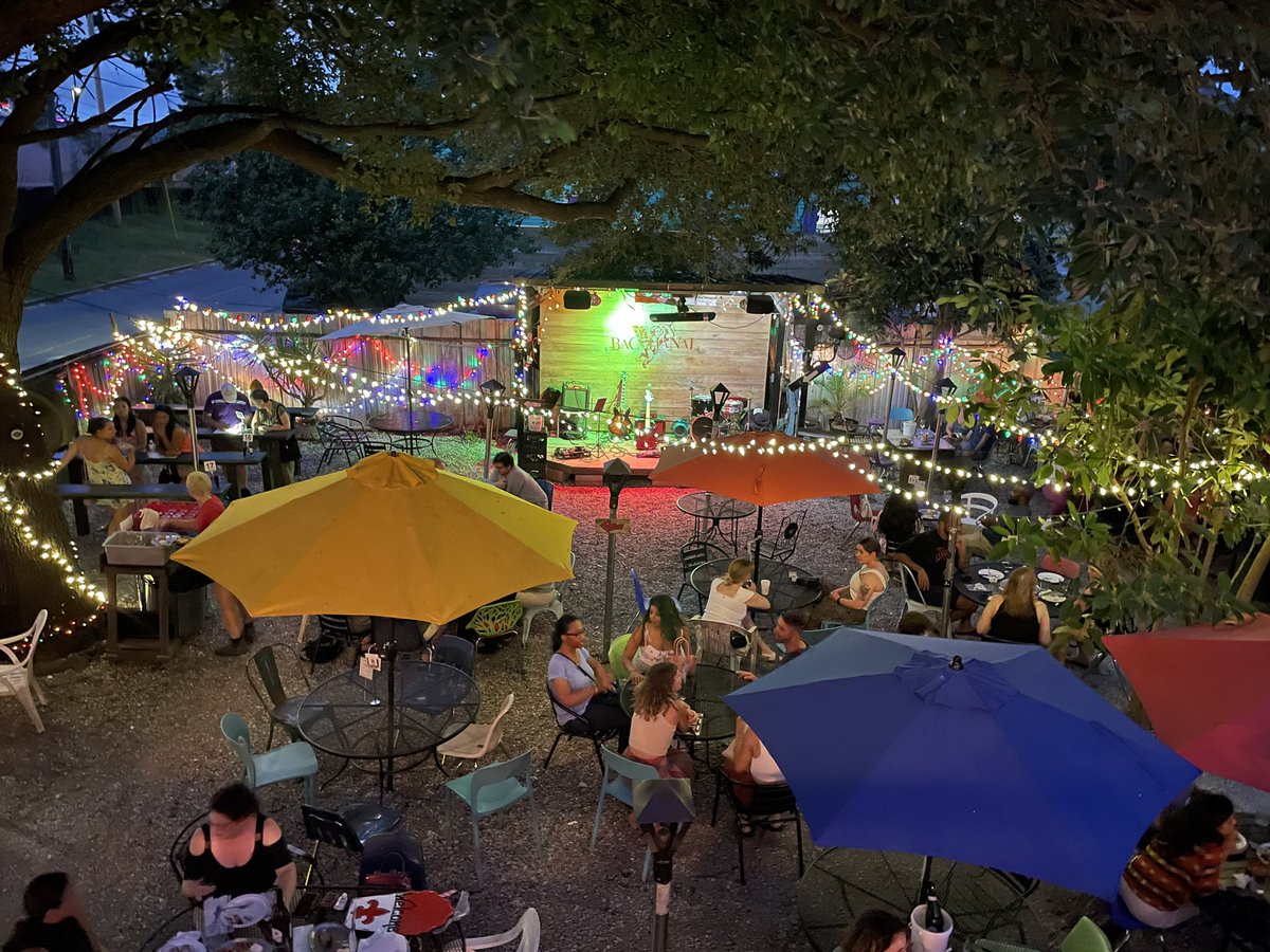 ingewassmann's tweet photo. Amazing NOLA. experience! #bacchanal #ISTElive Great music! Great food! Great hospitality! https://t.co/gFiwglYiSh