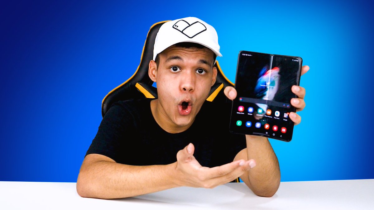 guialvestd's tweet photo. O que você acha dos smartphones dobráveis? 

#Smartphone #Tech @tecduos https://t.co/0xmgL5jlDS