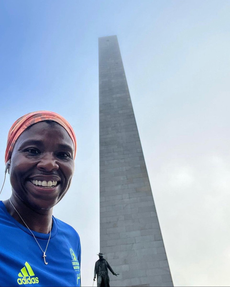 TheFreedomTrail's tweet photo. #MonumentMonday Running along the Freedom Trail is a quick way to take in some history and the sights! 🙌 #BunkerHillMonument #bostonrunners
📸: @ runisee50 on Instagram https://t.co/SZEFcrWXn0