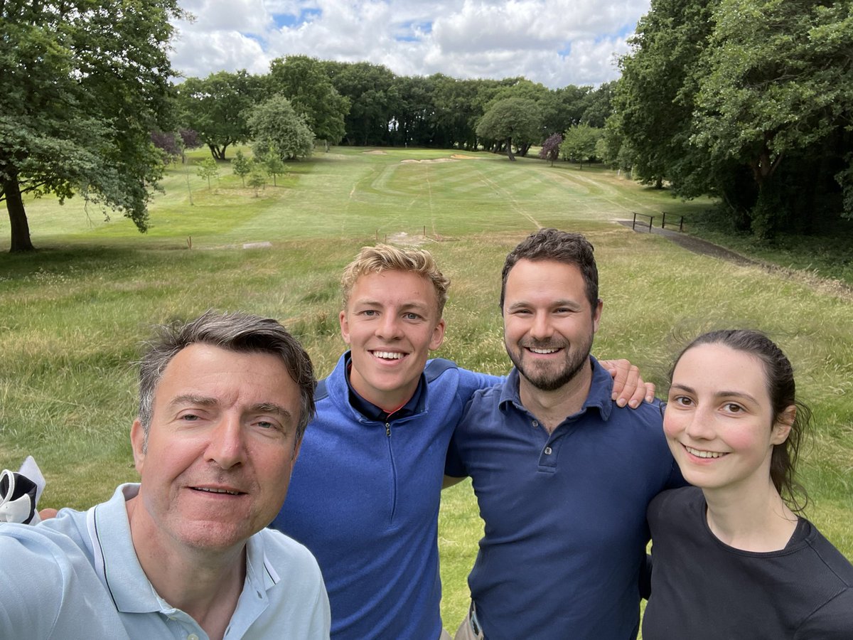 A great time was had at the <a href="/AccentureUK/">AccentureUK</a> #Golf #Charity day today <a href="/GolfDulwich/">Dulwich & Sydenham Hill Golf Club</a> … the #health team didn’t win but we had fun and contributed to more than £7500 for <a href="/BattleBackGolf/">BattleBackGolf</a> and #Ukraine 🇺🇦 👏👏 - 👇
