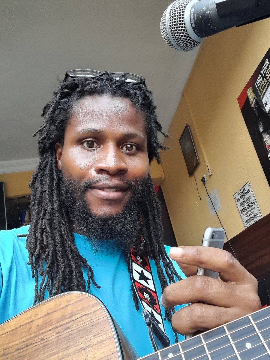 OLUSHEGS's tweet photo. Wsup Twitter, i've been playing & rehearsing all day!! #TheGreatest #MusicalIcon #SuperstarKing ๐#Olushegs #OrENT #LivePerformance #ComingtoaCityNearYou https://t.co/6Y2MakdUSE