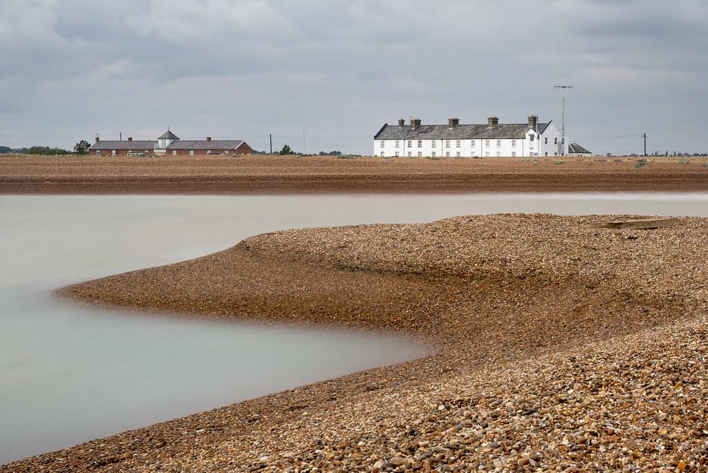 theworkingmum's tweet photo. Shingle Street just along the coast from Bawdsey and is prized by photographers and conspiracy theorists alike, albeit for different reasons the constantly shifting shingle of the beach...
https://t.co/D5f4oCEXJW
https://t.co/trxckjZkFg
#thefarmhousebedandbreakfast #visitsuffolk https://t.co/DdzZD22MJn
