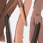 Photo by Laura Mercier (@LauraMercier)