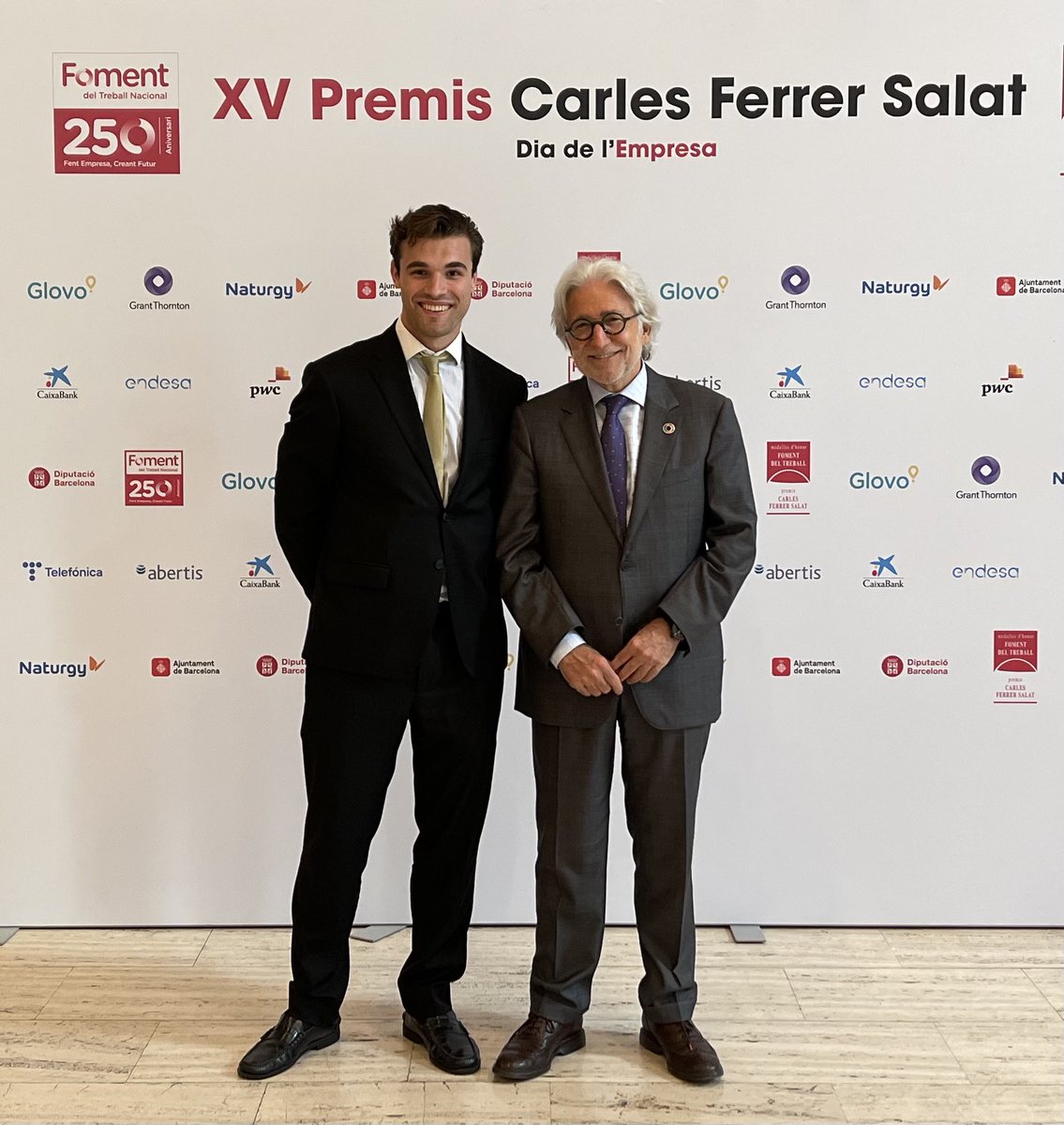 tomasguell_'s tweet photo. Dia de l’empresa! 27 de juny! @FomentTreball 🔝💪🏻💯 #PremisFerrerSalat #FentEmpresaCreantFutur https://t.co/37WXOeSP5d