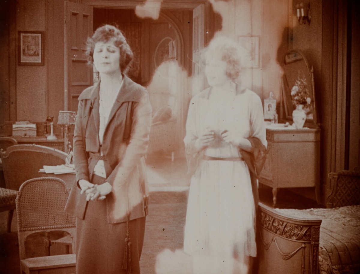 This week, art-rock duo <a href="/ParlorWalls/">Parlor Walls</a> perform a LIVE SOUND CINEMA score to selections from <a href="/KinoLorber/">Kino Lorber</a>’s forthcoming release CINEMA’S FIRST NASTY WOMEN!

Wednesday at Nitehawk Williamsburg: nitehawkcinema.com/williamsburg/s…