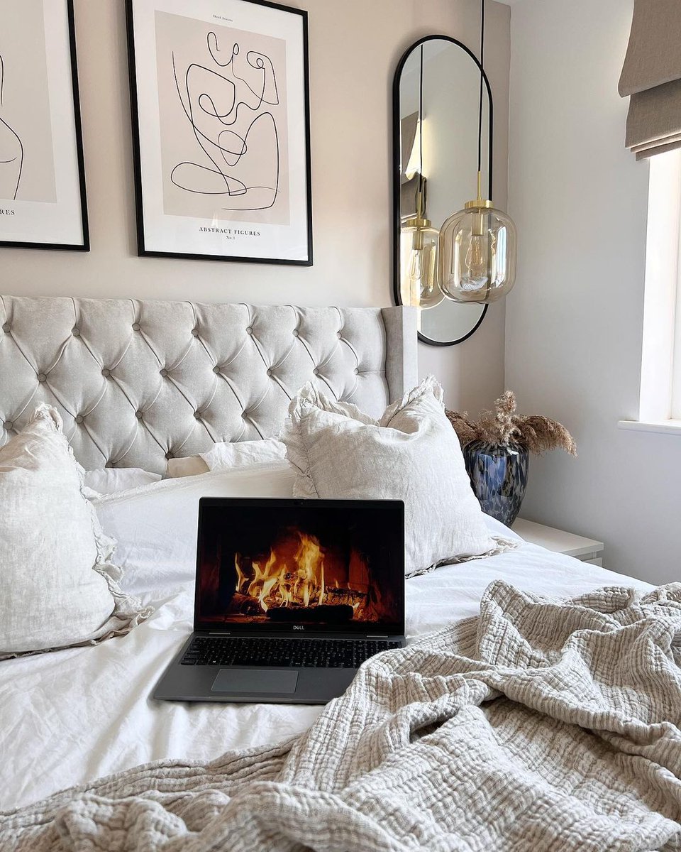 BHS_UK's tweet photo. Is anyone else just glad to be home today? its days like today when the fake fire just makes you feel that little bit more cosy π€
πDraper Glass Shade Ceiling Pendant, Brass
https://t.co/UwcWN5rrDD
#BHS #BHSUK #BHSlight #BHSlighting #bedroom #homelights #homestyle #likeforlike https://t.co/o7FdEHEs3J