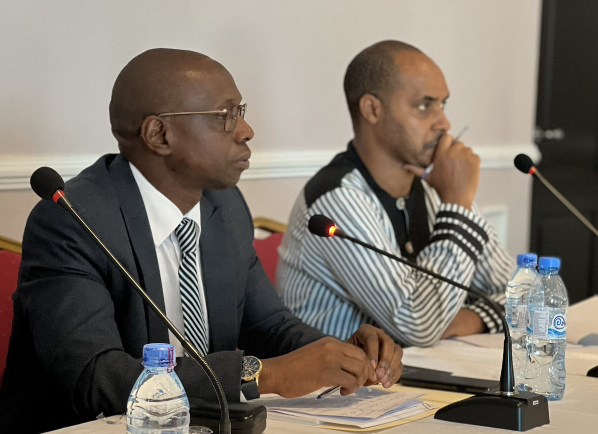 OIMGuinee's tweet photo. Appuyer le @GouvGN pour la mise à jour du rapport volontaire du pays à travers l’atelier de consultation nationale sur les progrès de la mise en œuvre du pacte mondial pour les migrations sûres, ordonnées et régulières en GUINÉE. 
#MigrationMultiPartnerTrustFund 
#MigrationFund https://t.co/IKAErVw0M9