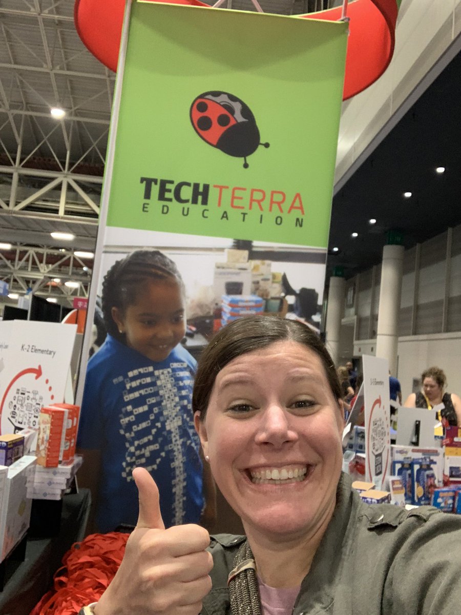 316LaurenG's tweet photo. Thanks @TechTerraEd! #ISTELive2022 for the win! #steminabox https://t.co/tw2MYuX4Zz