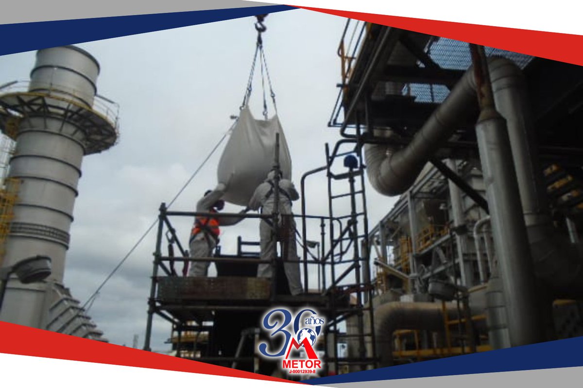 En #METOR haciendo cumplimiento para mantener los valores H2S aceptables y así obtener un Gas natural de proceso óptimo, realizamos de manera eficaz el reemplazo de lechos de absorbedores de azufre, cumpliendo con los mantenimientos preventivos y así garantizar la operatividad