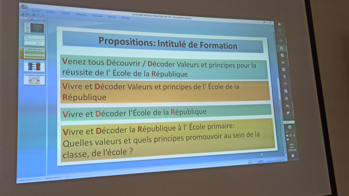 Formation de formateurs <a href="/acmartinique/">Académie de Martinique</a>: les valeurs de la République et la laïcité. Des concepts à la mise en oeuvre au sein de la classe. Un objectif: la formation de tous les personnels en 4 ans. <a href="/ThieryNathalie4/">Thiery Nathalie</a>