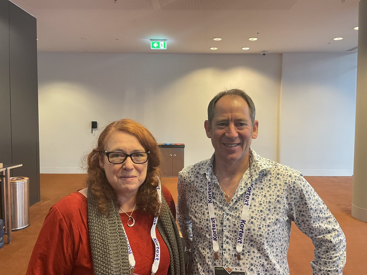 julesette's tweet photo. @chrislove1966 at #HERDSA2022  conference @herdsa_conf  #Melbourne @Griffith_Uni https://t.co/9PMHmjV1tv