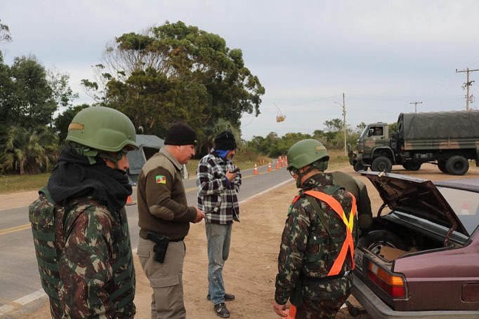 Notícia - Exército Brasileiro realiza Operação Fronteira Sul em