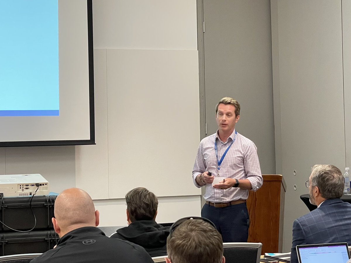 Krestin Bahr tweet media