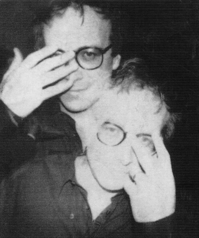 SilviDag's tweet photo. Auguri Enrico ♥️
https://t.co/FqiuktANZ6
@BlobRai3 
#blob 
#enricoghezzi https://t.co/I5VOFOQGwo