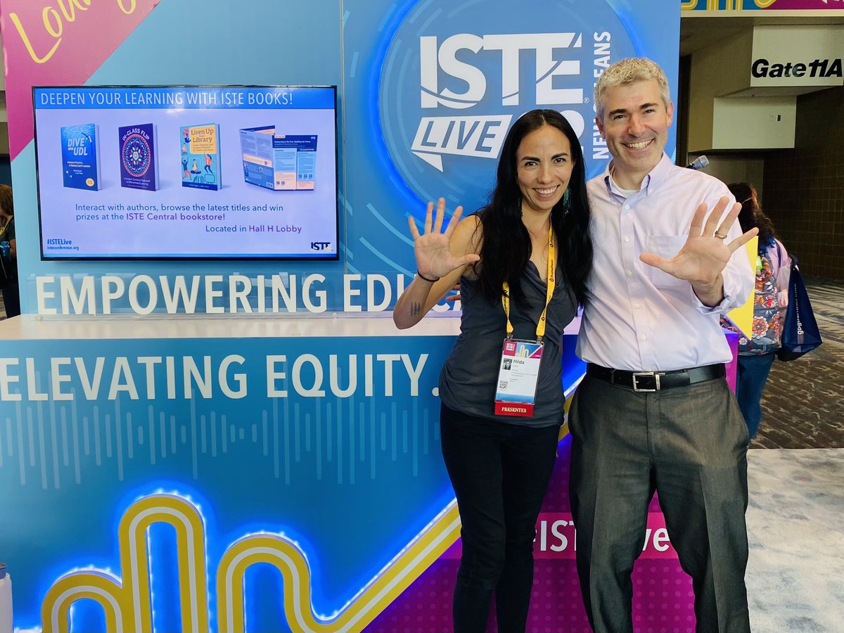 hildaluna's tweet photo. 5 years at #ISTELive2022  @RCulatta  best experience ever https://t.co/odfMSvDJ5t