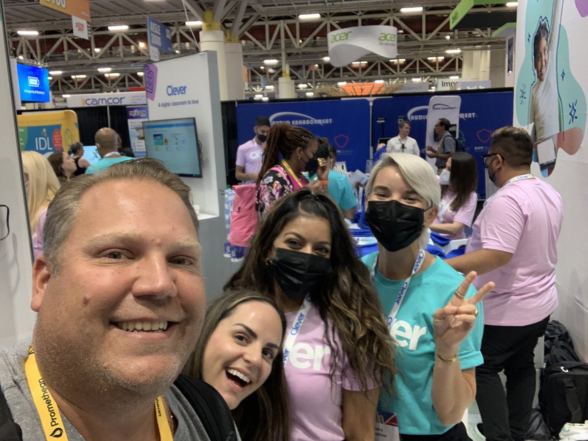 My new friends <a href="/hluds/">Hilary Ludlow</a> &amp; Ekta from <a href="/clever/">Clever</a> Thank for showing <a href="/Jennie_Fahey/">Jennie Fahey</a> and I around. #ISTE22 #ISTELive