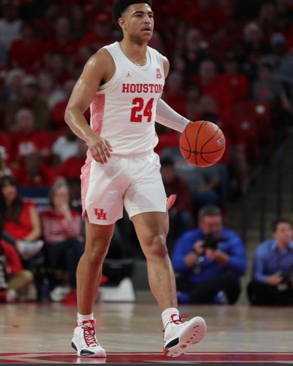 CantaveJachai's tweet image. #AGTG ! Beyond blessed to receive my first Division 1 offer from The University of Houston. Thank you !!@quannasbwhite @kellenmsampson @CoachSampsonUH  #gocoogs #big12