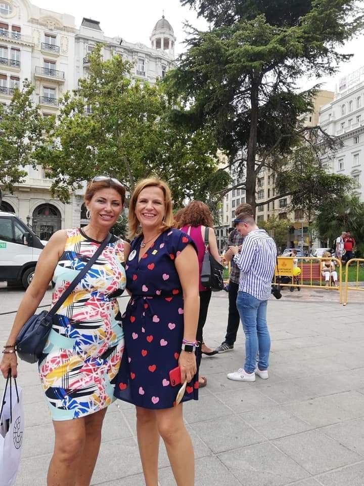 belmotilla's tweet photo. Querida @pilarbernabe enhorabuena! 🌹 nunca olvidaré como te preocupaste del Bienestar de mi madre #AngiGines ❤️
En la Pandemia, te mereces todo lo bueno que te pase.
Un abrazo y gracias 🌹
@SanGomezLopez
@PSOEValencia https://t.co/rwTVsT8tpD