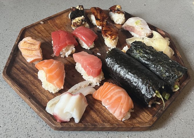 made some sushi https://t.co/QCHr9dATsh