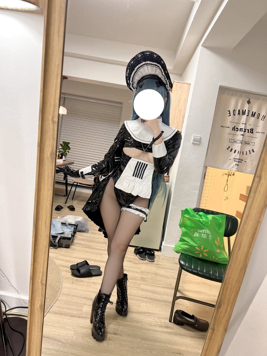 🖤
🧦@FEIENSILKY    

 #绯隐FEIEN #绯隐丝袜 #绯凡柔美隐享丝滑 https://t.co/Ok7wlbeSWk
