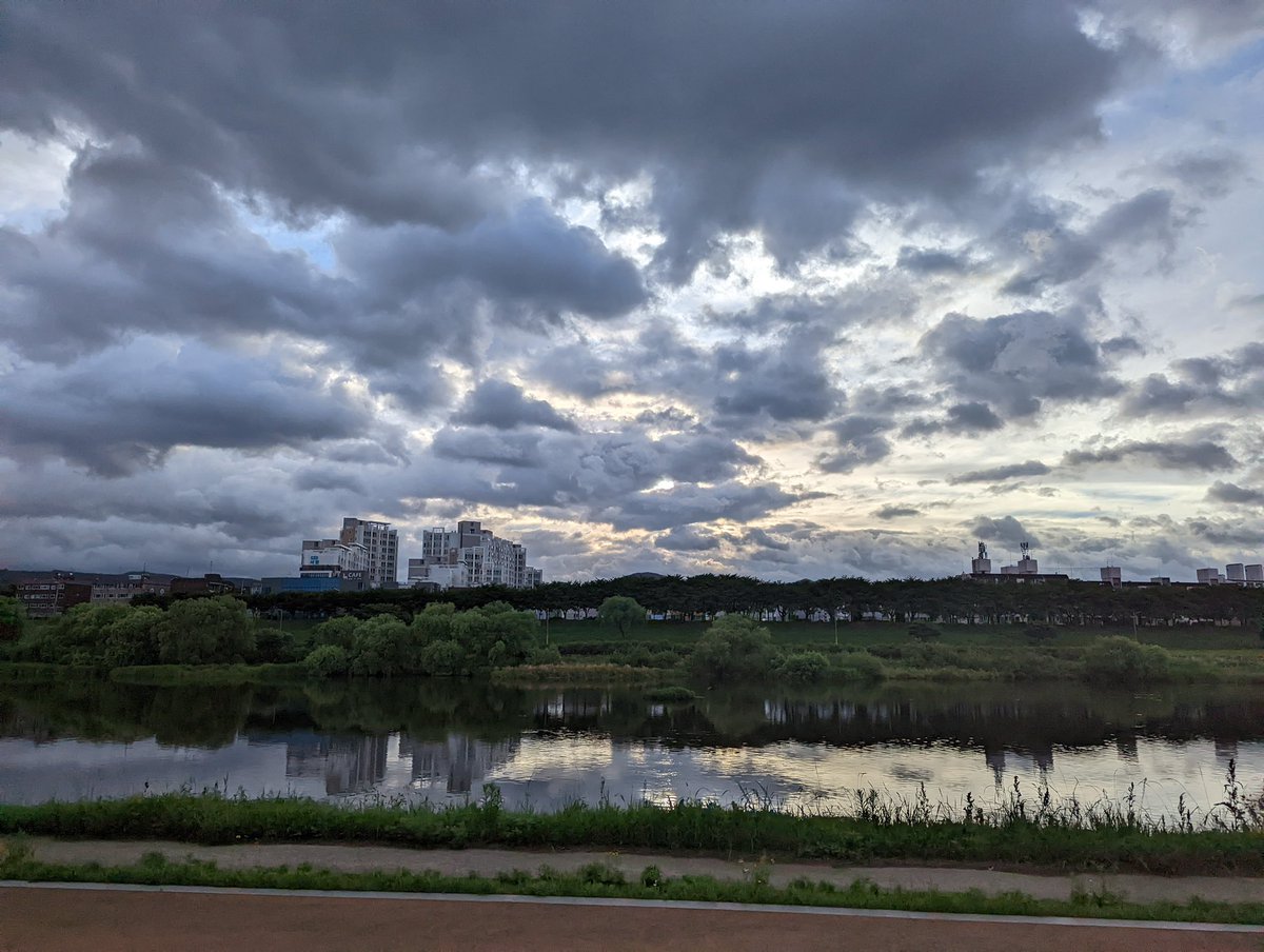 Randomness134's tweet photo. Riding down the river bike path is always a great time! @pactimo #RidePactimo https://t.co/kPEwfQ7O64